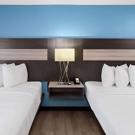 Baymont By Wyndham Copley Akron Εξωτερικό φωτογραφία